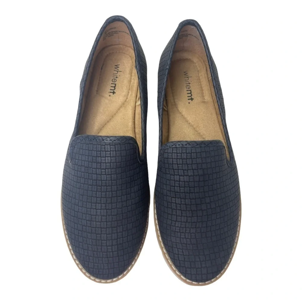 White Mountain Dora Women’s Navy Blue Loafers